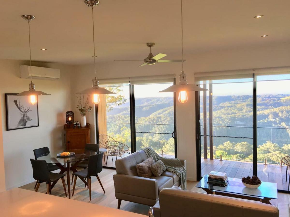 Scandinavian - - One Bedroom *